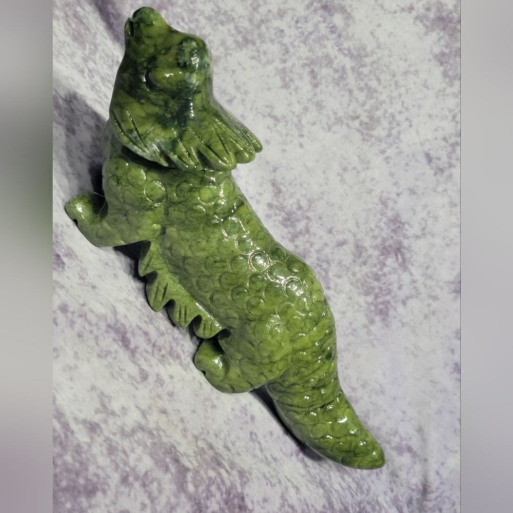 Green Jade Lizard - Picture 2 of 13